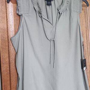 Simply Vera Vera Wang Sage Sleeveless Blouse